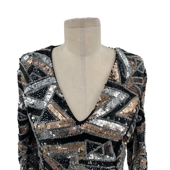 X by NBD Gloria Dress Sequin Mini Bodycon Long‎ Sleeve Silver Black Size 0 - Picture 3 of 12